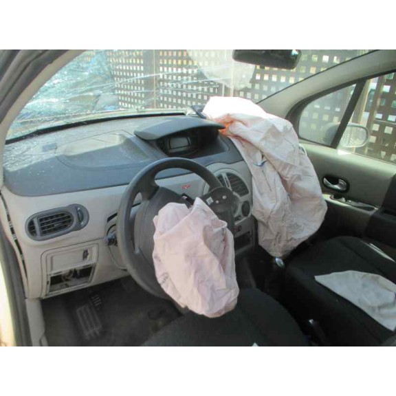 renault modus del año 2005