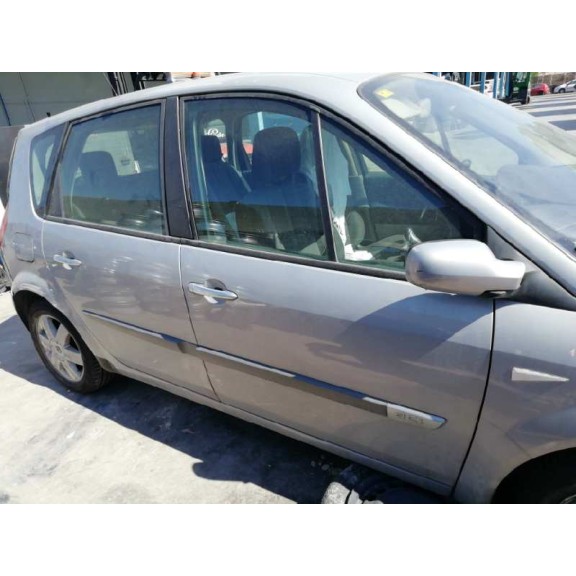 renault scenic ii del año 2004