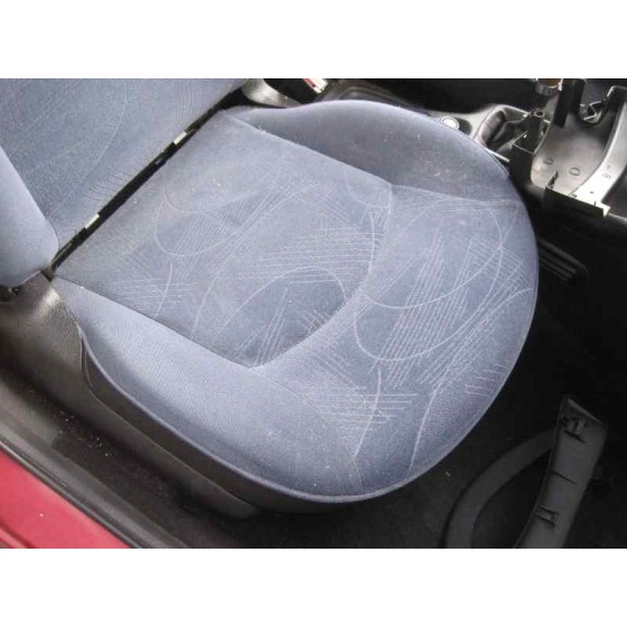 peugeot 206 berlina del año 2002