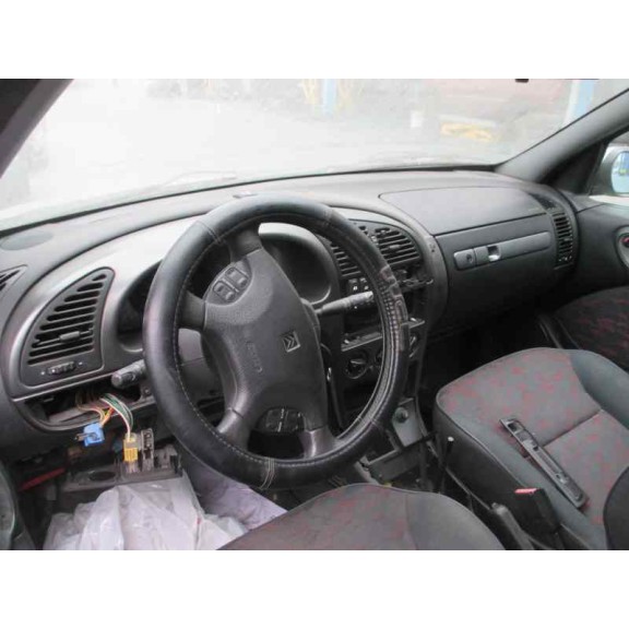 citroën xsara berlina del año 1999