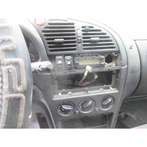 citroën xsara berlina del año 1999