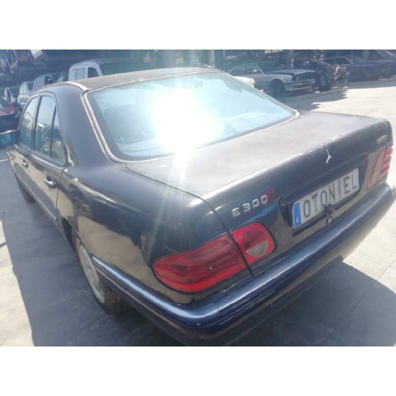 mercedes-benz clase e (w210) berlina diesel del año 1999