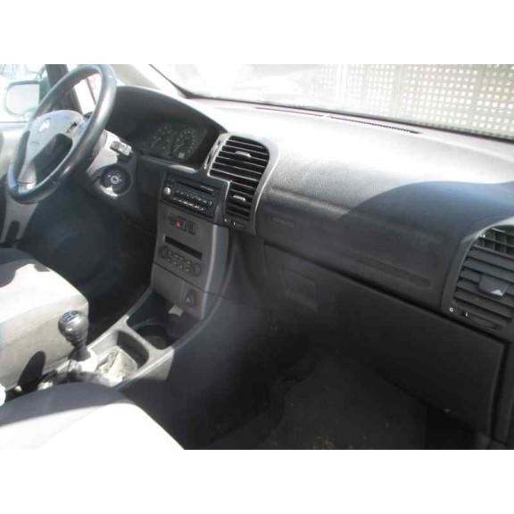 opel zafira a del año 2004
