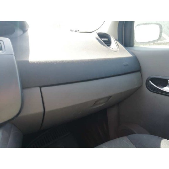 renault scenic ii del año 2004