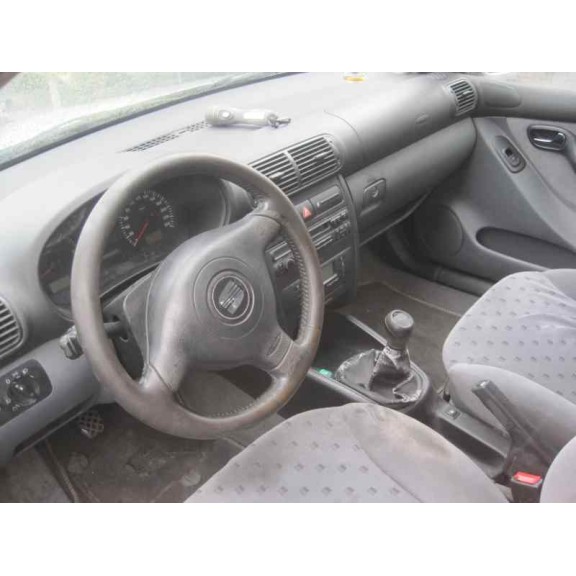 seat toledo (1m2) del año 2000