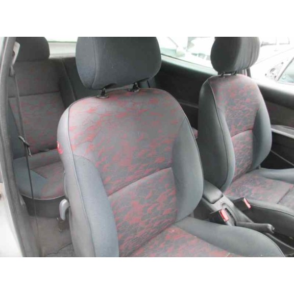 citroën xsara berlina del año 1999