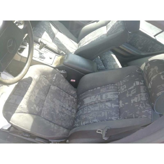 mercedes-benz clase e (w210) berlina diesel del año 1999