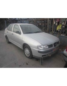 seat cordoba berlina (6k2) del año 2001