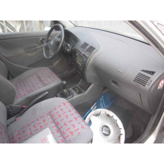 seat cordoba berlina (6k2) del año 2001