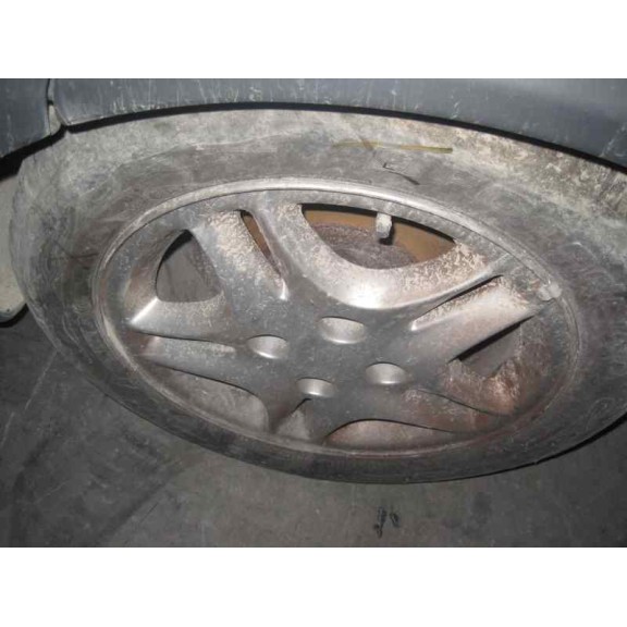 citroën xsara berlina del año 2001