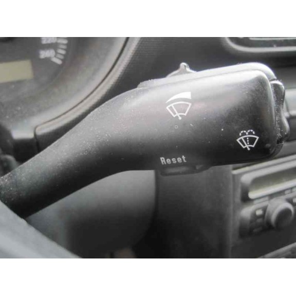 seat toledo (1m2) del año 2000