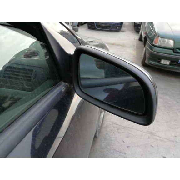 opel astra gtc del año 2007