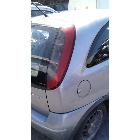 opel corsa c del año 2004
