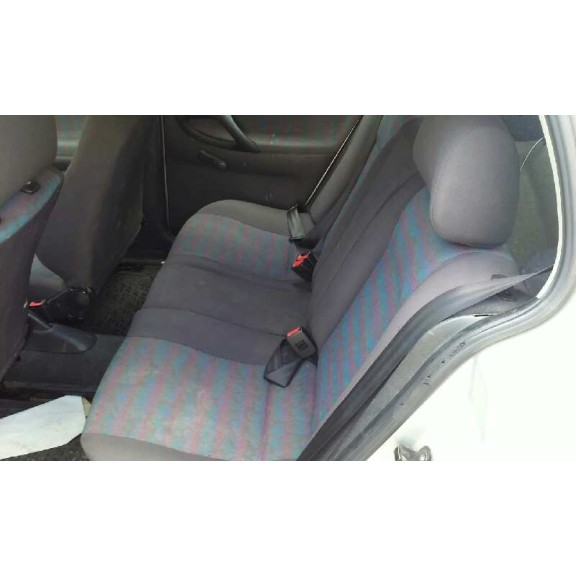 volkswagen polo berlina (6n1) del año 1999