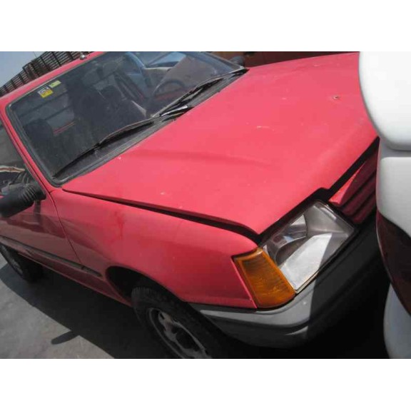 peugeot 205 berlina del año 1986