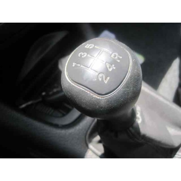 peugeot 206 berlina del año 2002