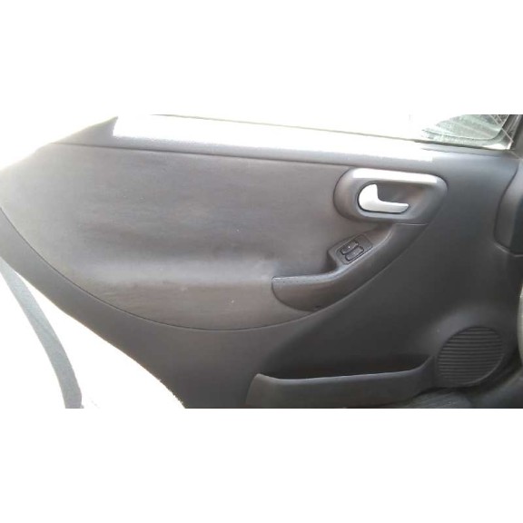 opel corsa c del año 2004