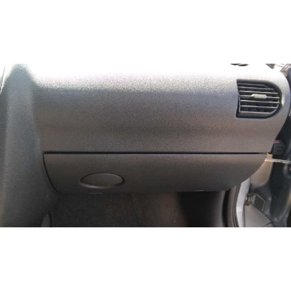 opel corsa c del año 2004