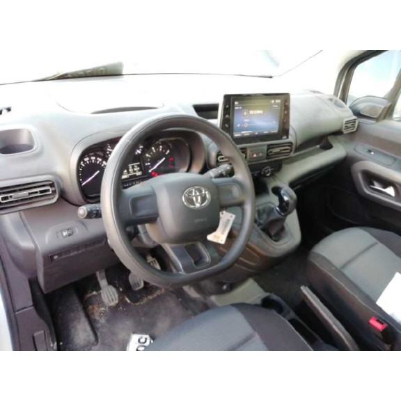 toyota proace verso del año 2020