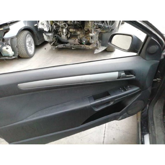 opel astra gtc del año 2007