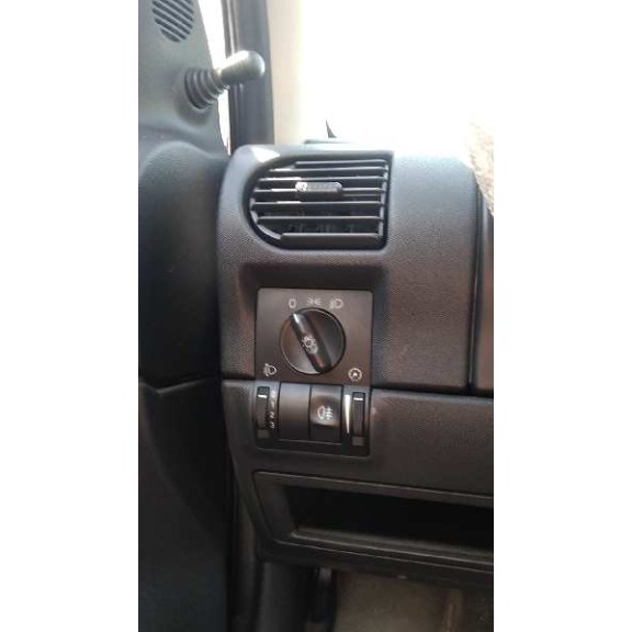 opel corsa c del año 2004