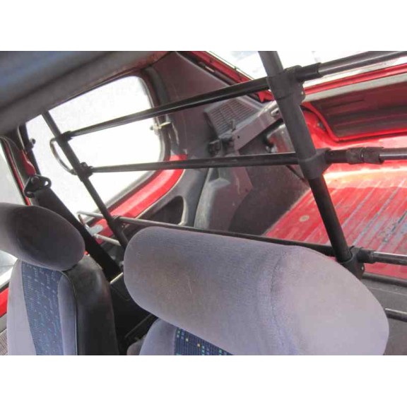 peugeot 205 berlina del año 1986