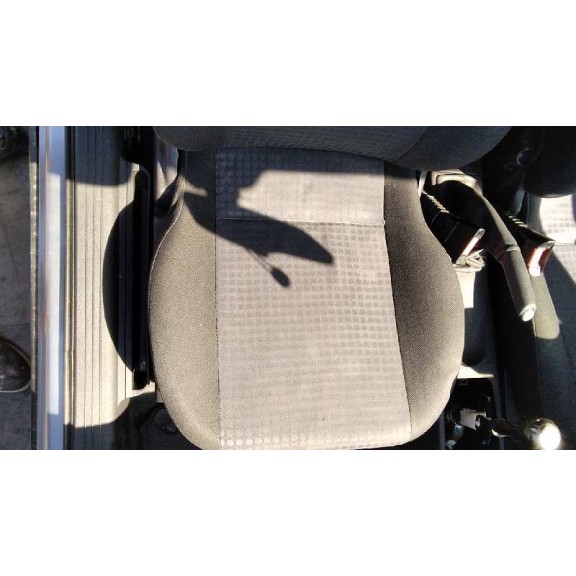 opel corsa c del año 2004