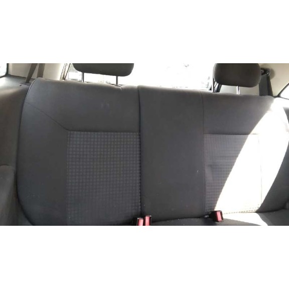 opel corsa c del año 2004