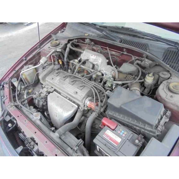 toyota avensis berlina (t 22) del año 1999