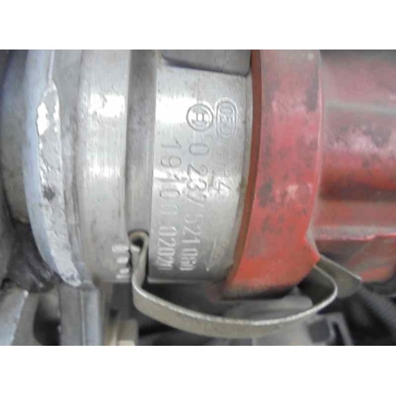 toyota avensis berlina (t 22) del año 1999