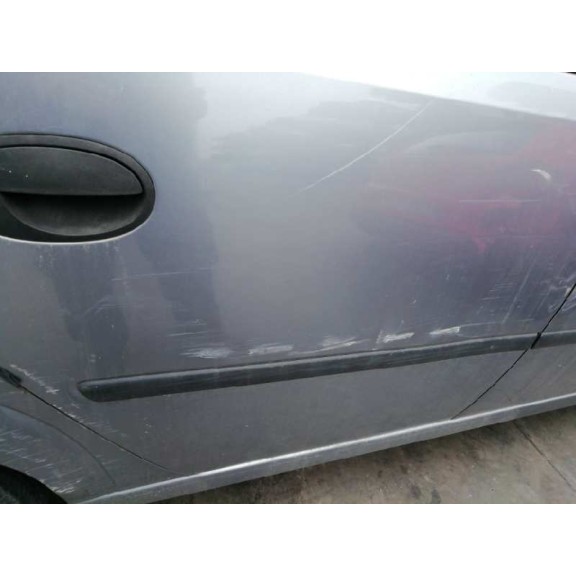 opel meriva del año 2004