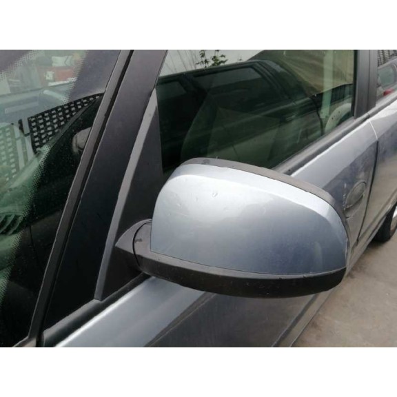 opel meriva del año 2004