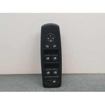 MANDO ELEVALUNAS DELANTERO IZQUIERDO 809610007r de 4 teclas 