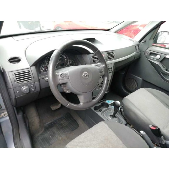 opel meriva del año 2004