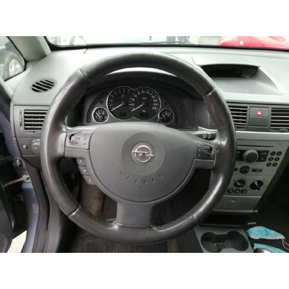 opel meriva del año 2004