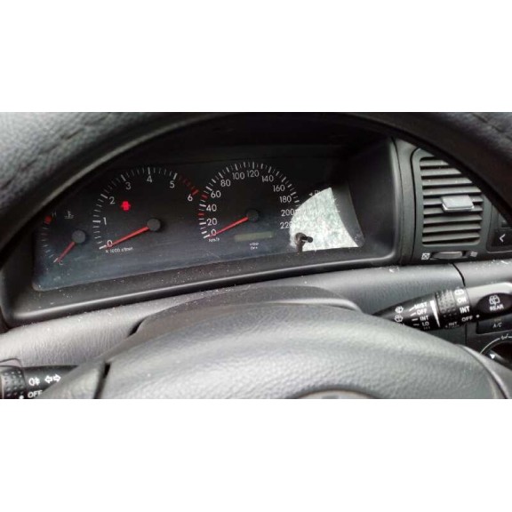 toyota corolla (e12) del año 2003