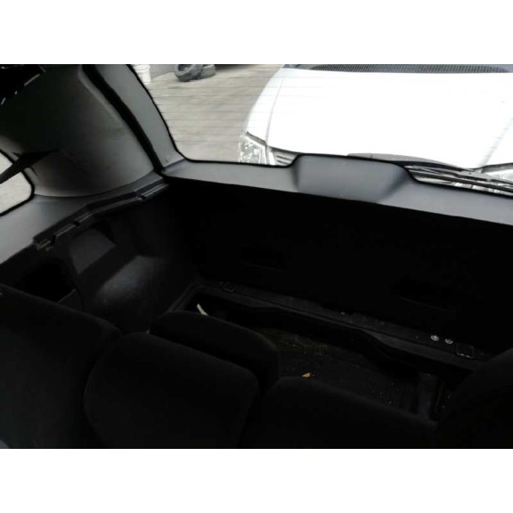 opel meriva del año 2004