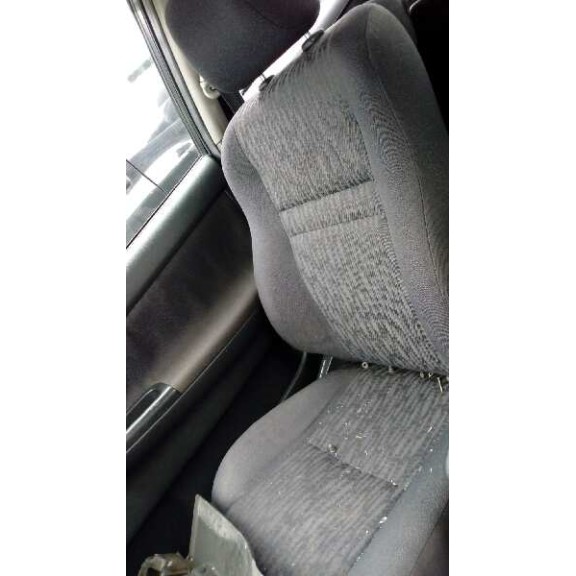 toyota corolla (e12) del año 2003