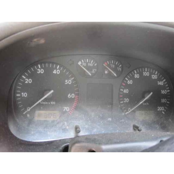 volkswagen polo berlina (6n1) del año 1998