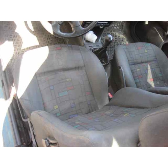 volkswagen polo berlina (6n1) del año 1998