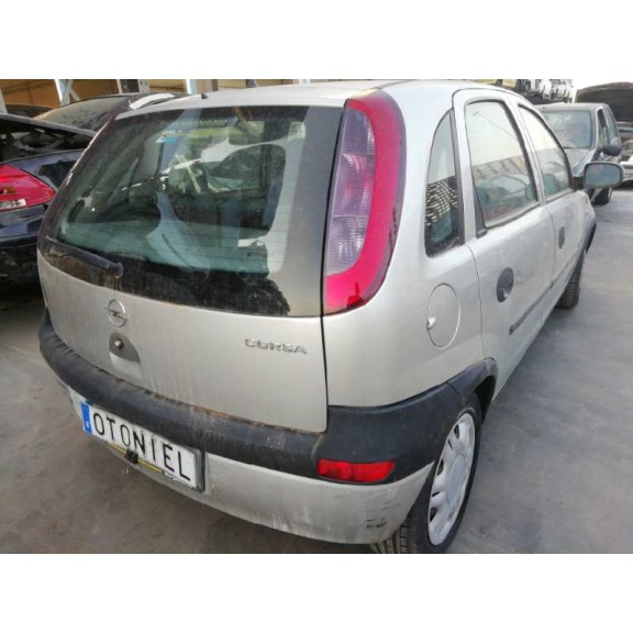 opel corsa c del año 2001