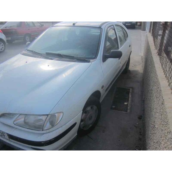 renault megane i fase 2 berlina (ba0) del año 1997