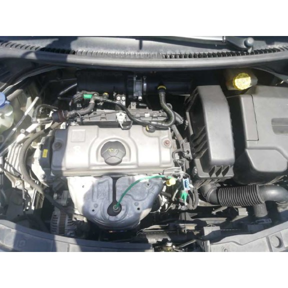 peugeot 207 del año 2010