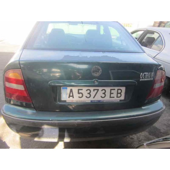 skoda octavia berlina (1u2) del año 1999