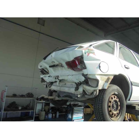 ford escort berlina/turnier del año 1995