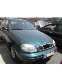 daewoo lanos del año 2001