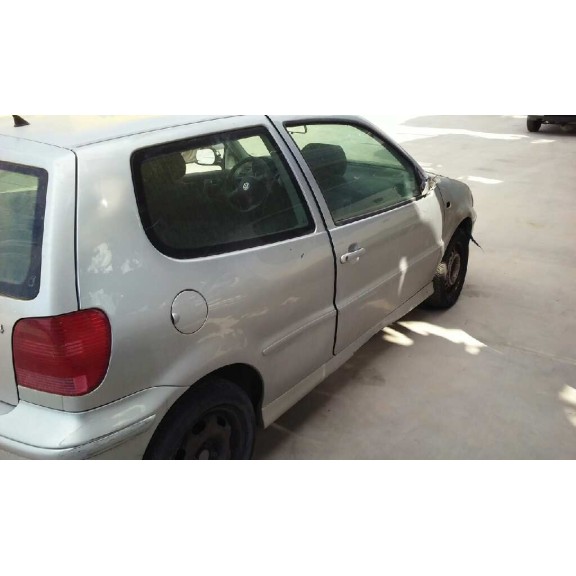 volkswagen polo berlina (6n2) del año 2001