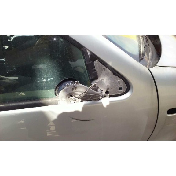 volkswagen polo berlina (6n2) del año 2001