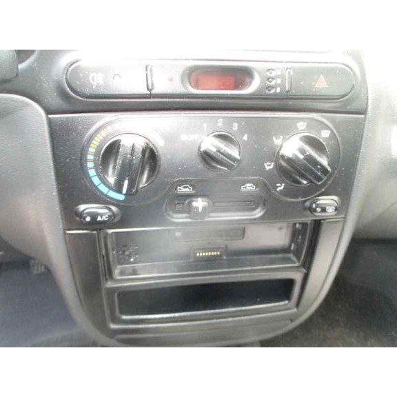 daewoo lanos del año 2001