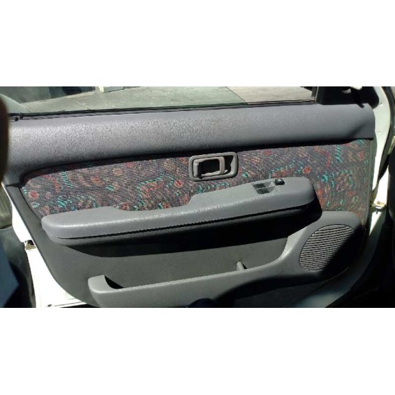 nissan micra (k11) del año 1996